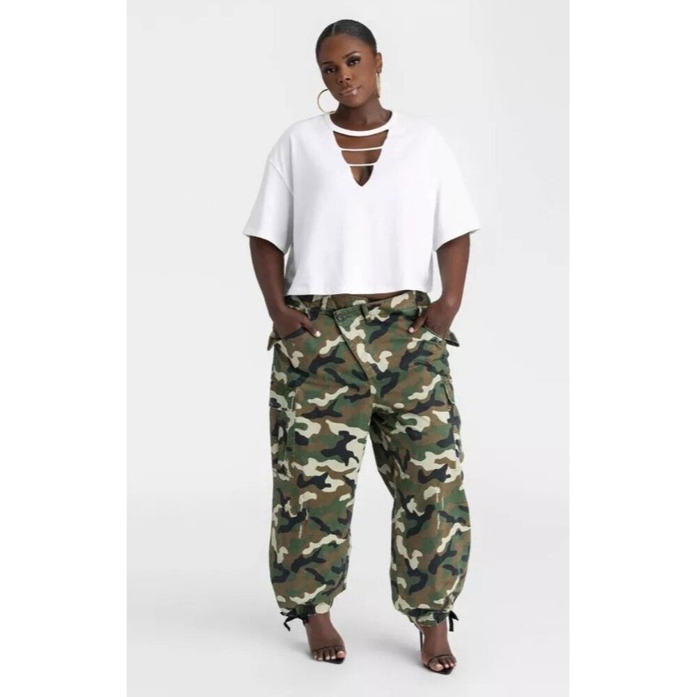 KBB by Kahlana The Cargo Jogger Mid Rise Straight Leg Classic Camo Pants - Picture 6 of 9